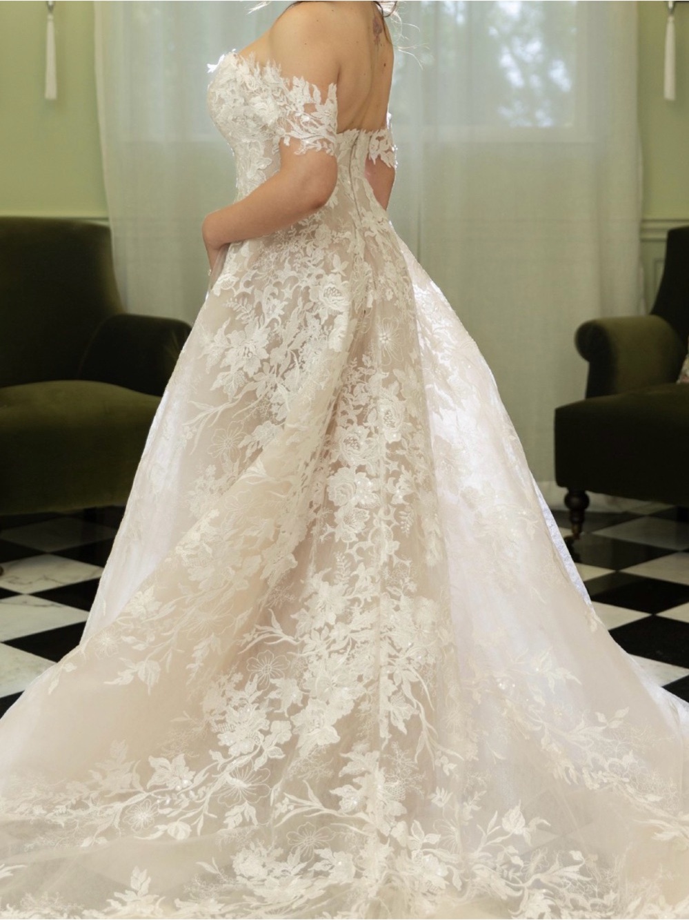 Monique Lhuillier Truly